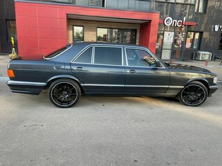 1989 Mercedes-Benz S-Класс 420 II (W126) Рестайлинг, синий, 1400000 рублей, вид 4