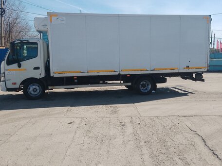 2017 Hino Series 300 (Dutro), белый, 2400000 рублей, вид 3