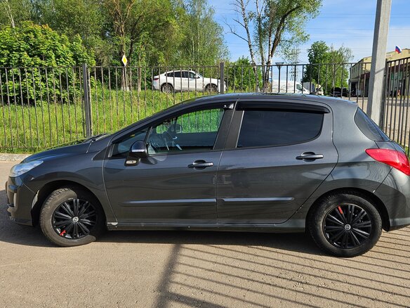 2010 Peugeot 308 I, серый, 610000 рублей - вид 5