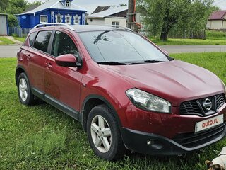 2012 Nissan Qashqai I Рестайлинг, красный, 950000 рублей, вид 3