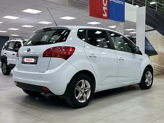 2013 Kia Venga I, белый, 600000 рублей, вид 2
