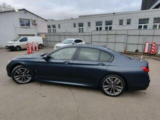 2019 BMW 7 серии 730d xDrive VI (G11/G12) Рестайлинг, синий, 9200000 рублей, вид 4