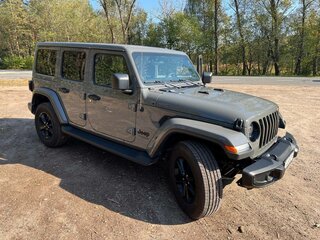 2021 Jeep Wrangler IV (JL), серый, 5000000 рублей, вид 3
