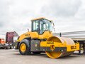 2021 SDLG Однобарабанный каток, жёлтый