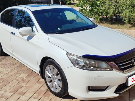 2013 Honda Accord IX, белый, 1700000 рублей, вид 1