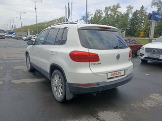 2011 Volkswagen Tiguan I Рестайлинг, белый, 1650000 рублей, вид 2