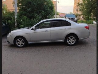 2010 Chevrolet Epica V250 Рестайлинг, серебристый, 700000 рублей, вид 5
