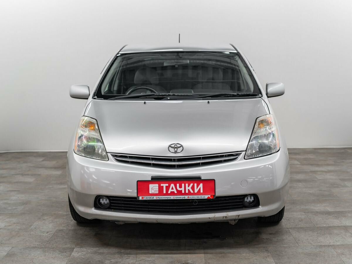 Открыть фотографии: Toyota Prius II Рестайлинг (XW20)