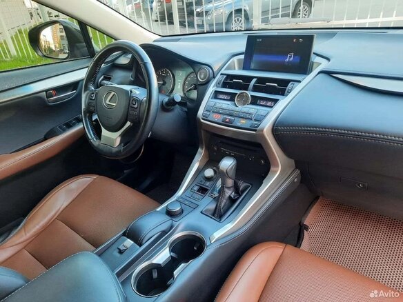 2016 Lexus NX 200t I, чёрный, 2900000 рублей - вид 10
