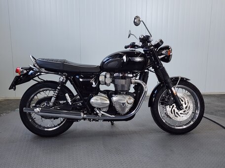 2018 Triumph Bonneville T120, чёрный, 959000 рублей, вид 1