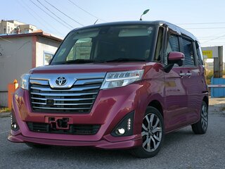 2017 Toyota Roomy I, красный, 885000 рублей, вид 1