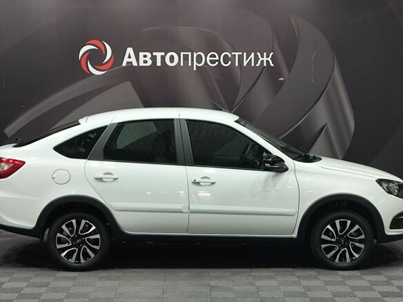 2026 Lada (ВАЗ) Granta Active Cross I Рестайлинг, белый - вид 7