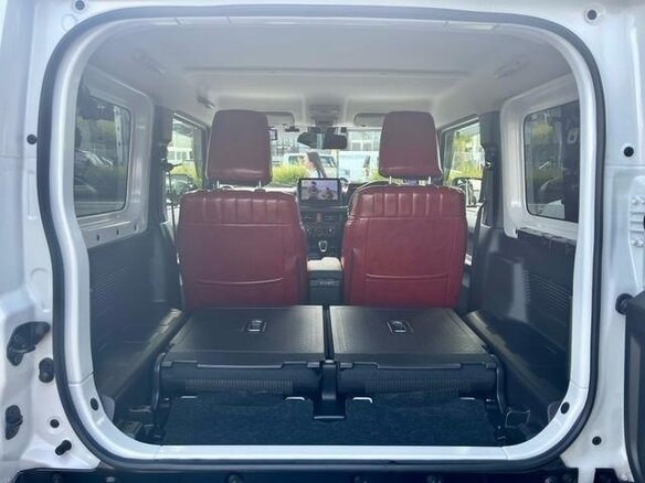 2022 Suzuki Jimny Sierra IV, белый - вид 12