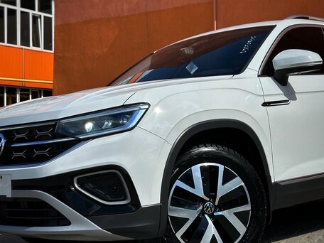 2023 Volkswagen Tayron I Рестайлинг, белый, 2595000 рублей, вид 4