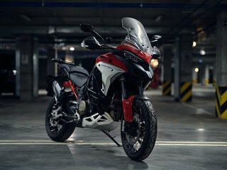 2024 Ducati Multistrada V4, красный, 3400000 рублей, вид 1