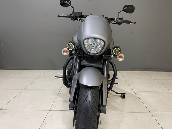 2017 Suzuki Boulevard M109R, серый, 1250000 рублей - вид 2