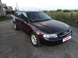 2000 Audi A4 I (B5) Рестайлинг, красный, 550000 рублей, вид 3