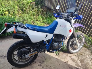 1993 Suzuki DR 650 SE, белый, 450000 рублей, вид 2