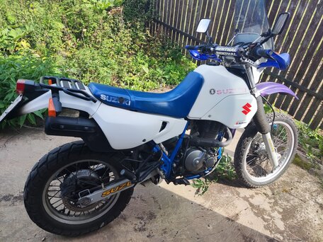 1993 Suzuki DR 650 SE, белый, 450000 рублей, вид 2
