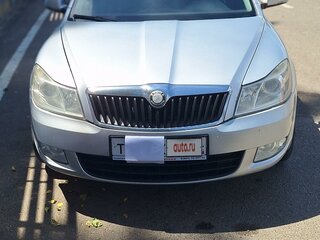 2010 Skoda Octavia DSG7 II (A5) Рестайлинг, серебристый, 1000000 рублей, вид 3