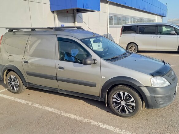 2017 Lada (ВАЗ) Largus I, серый, 720000 рублей - вид 3