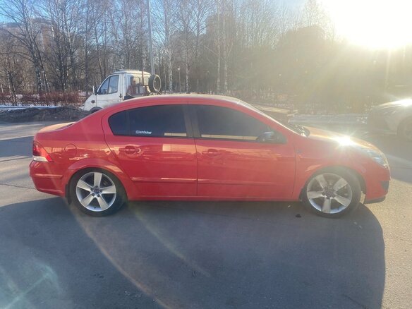 2008 Opel Astra H Рестайлинг, красный, 400000 рублей - вид 6