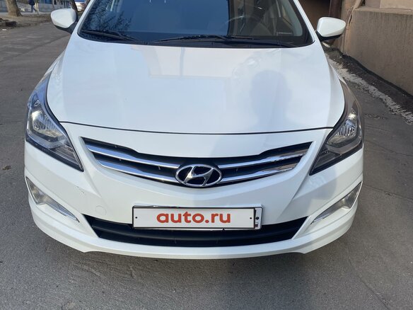 2016 Hyundai Solaris I Рестайлинг, белый, 1460000 рублей - вид 1