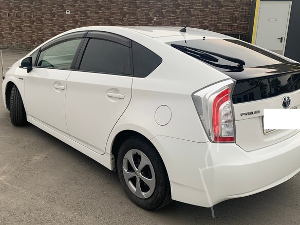 2012 Toyota Prius III Рестайлинг (XW30), белый, 1450000 рублей - вид 6