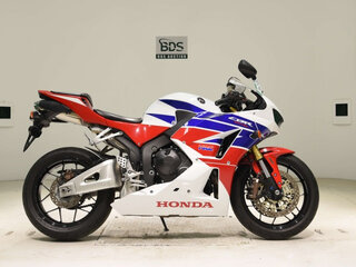 2015 Honda CBR 600RR, белый, 830000 рублей, вид 1