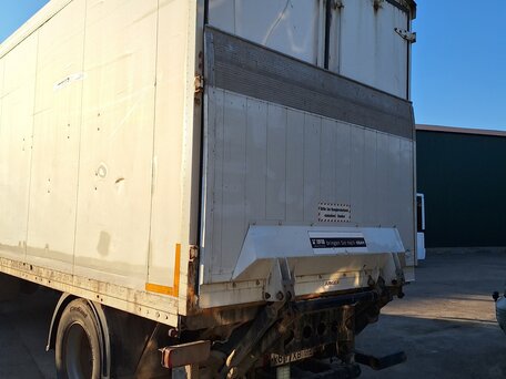 1999 Volvo FL, белый, 1200000 рублей, вид 2