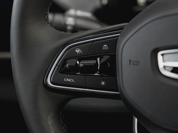 2026 Geely Monjaro I Рестайлинг, серый, 4855990 рублей - вид 10
