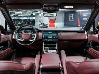 2026 Land Rover Range Rover P530 MHEV Long V, чёрный, 27500000 рублей, вид 3