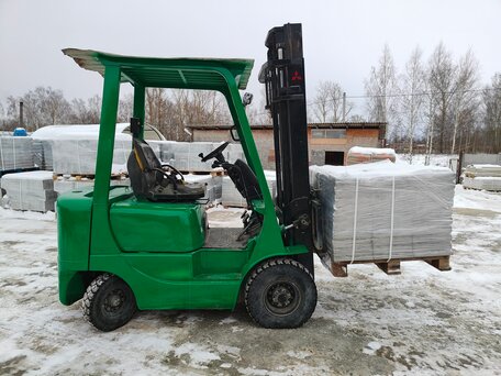 2002 Mitsubishi FD, зелёный, 850000 рублей, вид 1