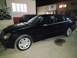 2007 Mercedes-Benz E-Класс 280 III (W211, S211) Рестайлинг, чёрный, 1550000 рублей, вид 3