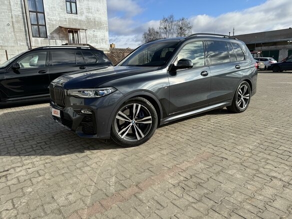 2021 BMW X7 M50d I (G07), серый, 11300000 рублей - вид 10
