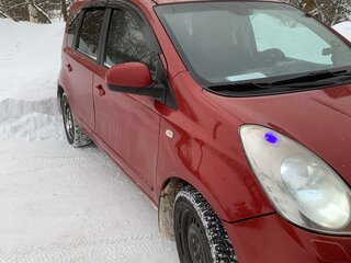 2008 Nissan Note I, красный, 455000 рублей, вид 4