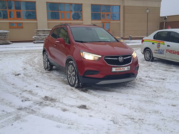 2018 Buick Encore I Рестайлинг, красный, 1420000 рублей - вид 2