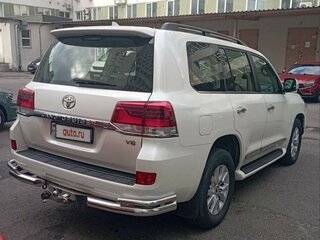 2016 Toyota Land Cruiser 200 Series Рестайлинг 2, белый, 4100000 рублей, вид 3