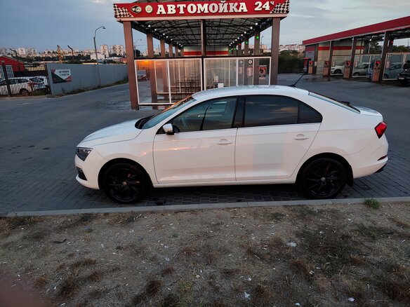 2020 Skoda Rapid II, белый, 1770000 рублей - вид 6