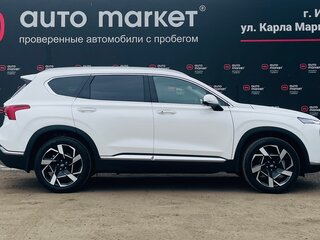 2022 Hyundai Santa Fe IV Рестайлинг, белый, 4300000 рублей, вид 4
