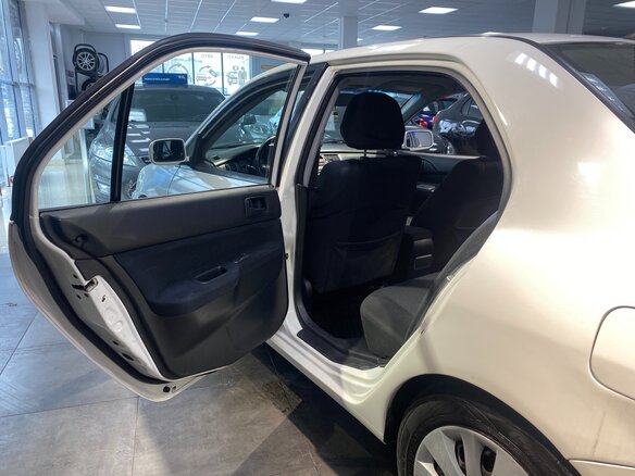 2006 Mitsubishi Lancer IX Рестайлинг, белый, 499999 рублей - вид 14