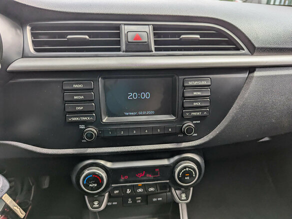 2018 Kia Rio IV, серебристый, 1165000 рублей - вид 19