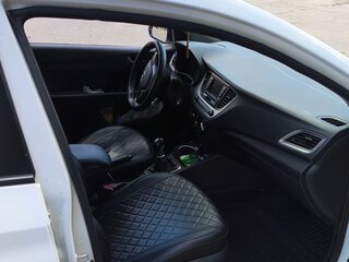 2018 Hyundai Solaris II, белый, 890000 рублей, вид 5