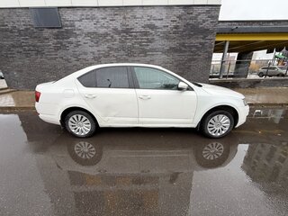 2014 Skoda Octavia III (A7), белый, 530000 рублей, вид 2