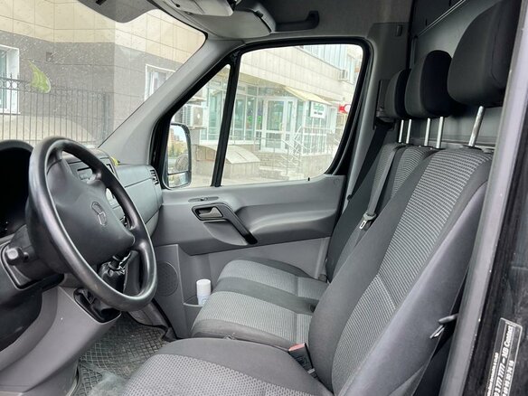 2013 Mercedes-Benz Sprinter, чёрный, 3500000 рублей - вид 18