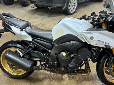2011 Yamaha FZ8, белый, 620000 рублей, вид 3