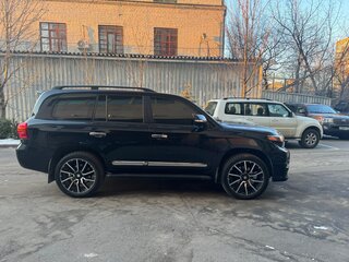 2012 Toyota Land Cruiser 200 Series Рестайлинг 1, чёрный, 5250000 рублей, вид 4