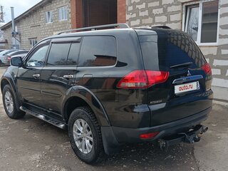 2015 Mitsubishi Pajero Sport II Рестайлинг, чёрный, 2000000 рублей, вид 2