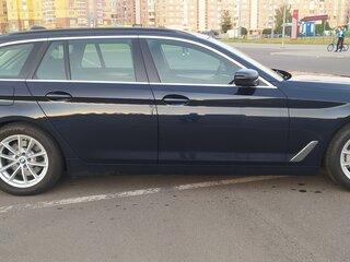 2018 BMW 5 серии 525d VII (G30/G31/G38), синий, 2330222 рублей, вид 2