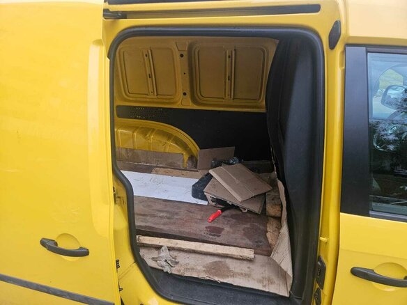 2017 Volkswagen Caddy, жёлтый, 1650000 рублей - вид 20